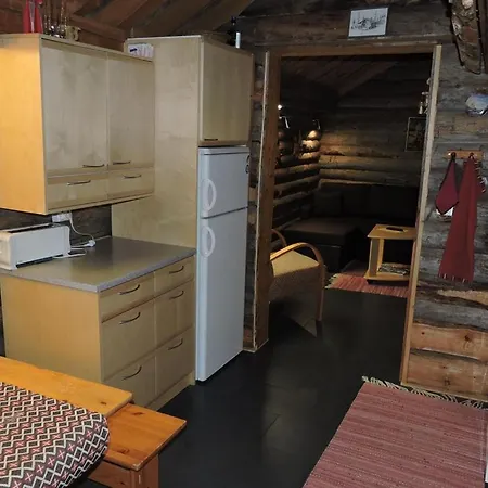 Ruskarossi - Tunnelmallinen Mokki Kahdelle. Apartamento
